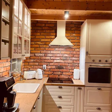 Dom Pod Lasem Z Prywatnym Basenem I Balia Дом отдыха Dominikowo