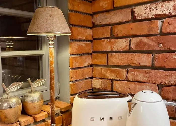 Dom Pod Lasem Z Prywatnym Basenem I Balia * Dominikowo