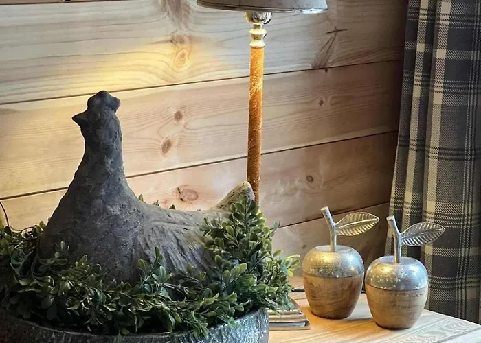 Dom Pod Lasem Z Prywatnym Basenem I Balia Dominikowo